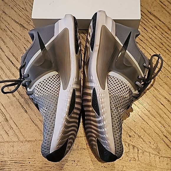 Nike gray renew fusion size 10 running shoe - Picture 4 of 11